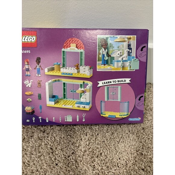 NEW In Box LEGO FRIENDS: Pet Clinic (41695) 111 Pieces Minifigures Mia And Nandi - Picture 4 of 4